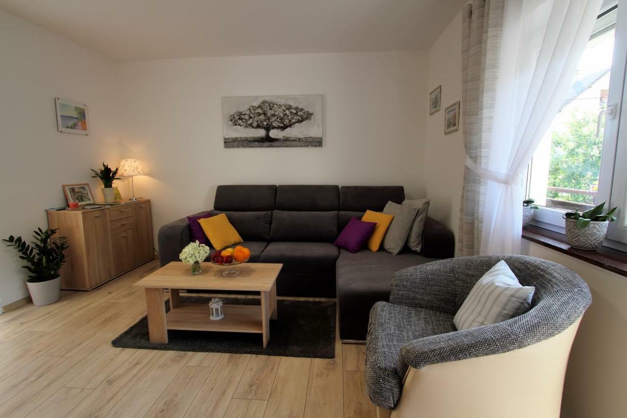 Apartman Ana Apartment Otočac Exterior foto